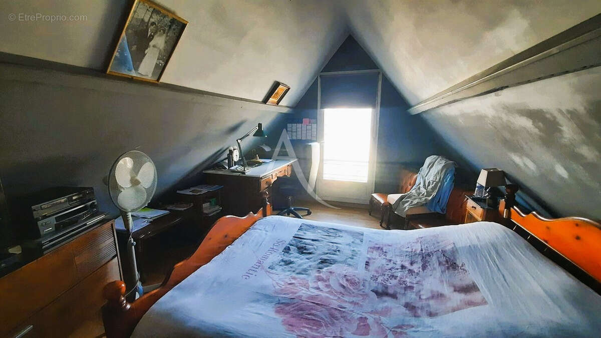 Maison à ETRICHE