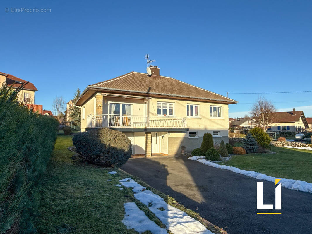 Maison à CHARQUEMONT