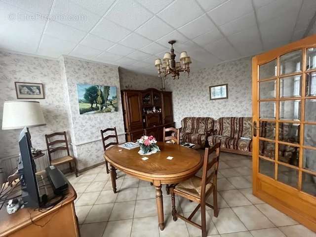 Maison à BRIENON-SUR-ARMANCON