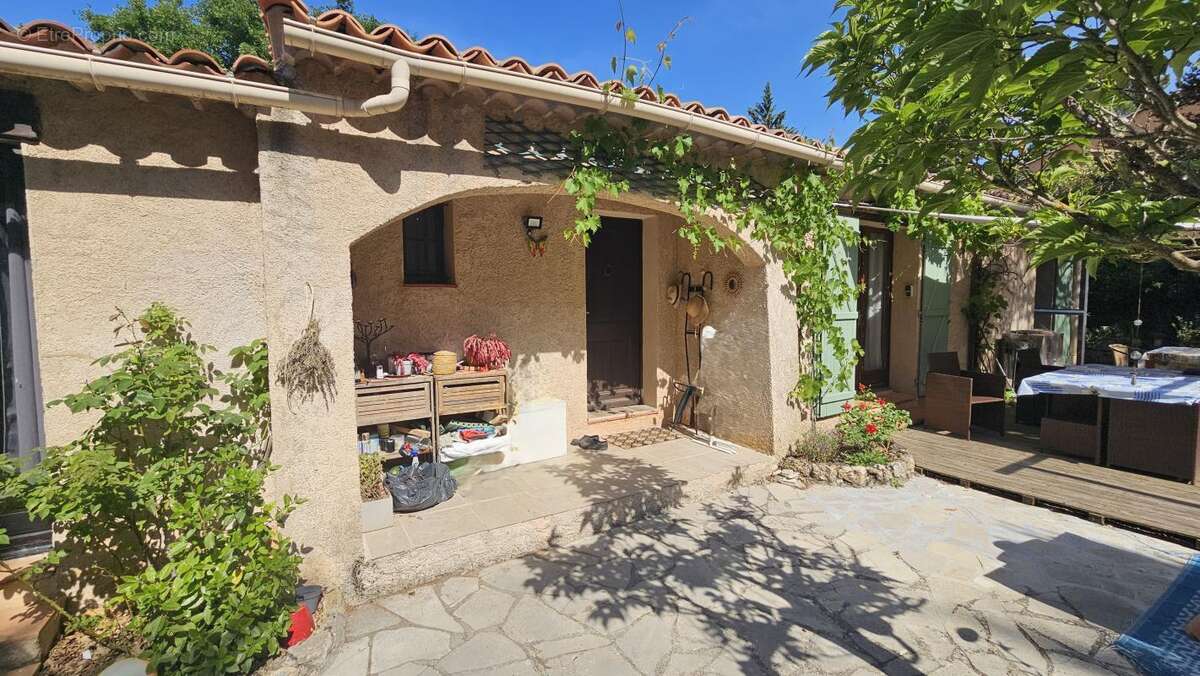 Maison à TOURTOUR