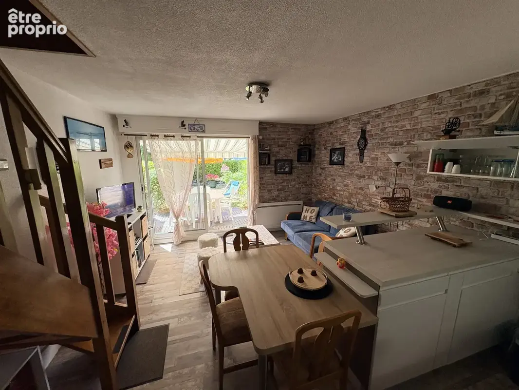 Superbe duplex avec jardinet, au calme, proche port et plage - photo 2