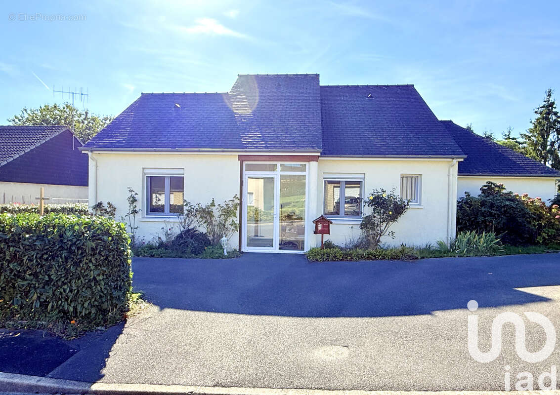 Maison 72 m² à Hambers  - photo 5