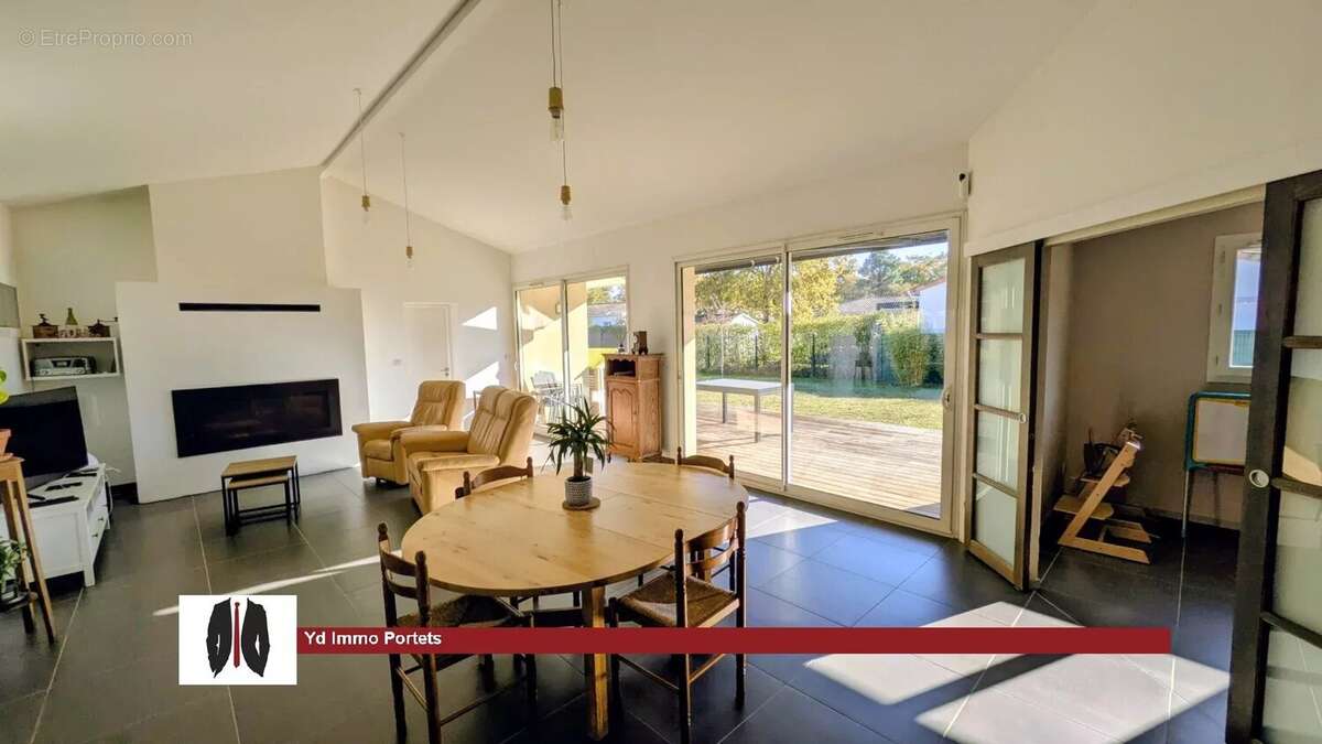 Maison à SAINT-SELVE