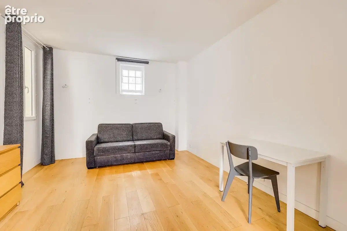 Appartement Paris 1 pièce 24 m2 ( possible 2 pièces ) - photo 7