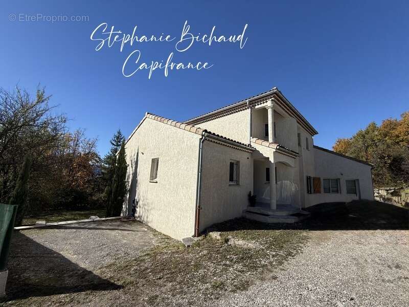 Maison à CHATEAUVIEUX