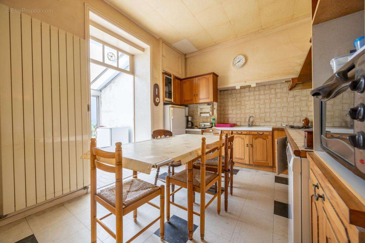 Maison de caractère de 118 M2 - photo 3