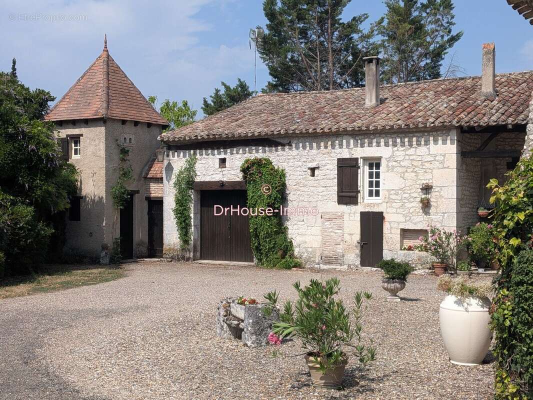 Maison 190 m² à Razac-De-Saussignac  - photo 21