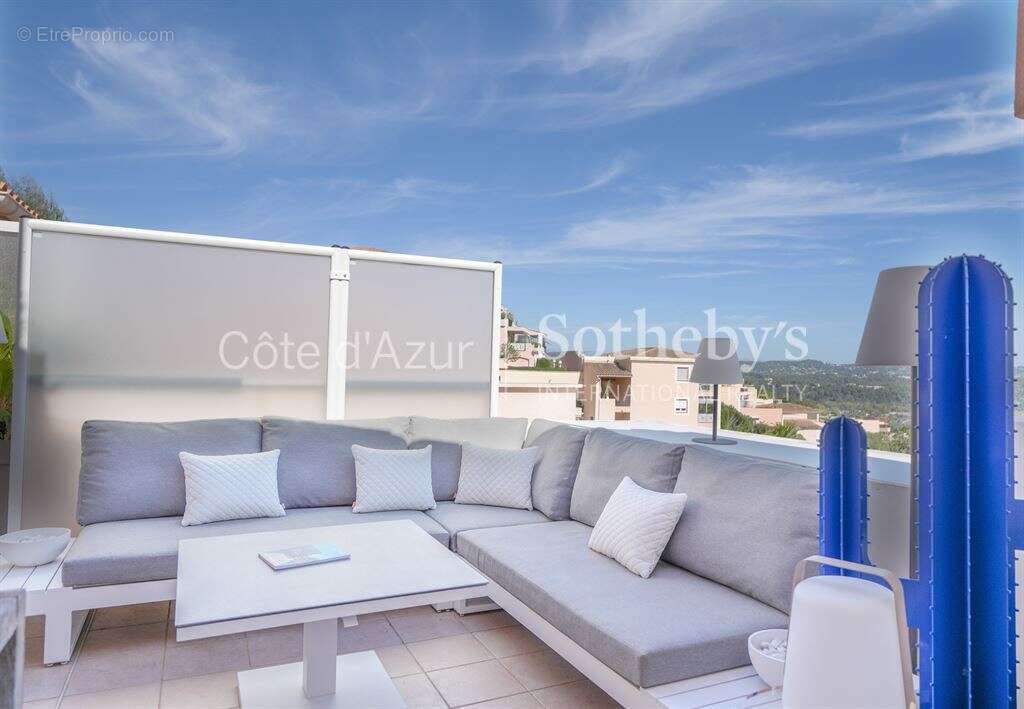 Appartement à MANDELIEU-LA-NAPOULE