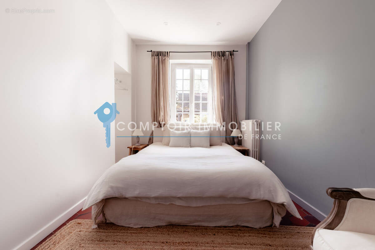 A vendre Dpt Eure (27) entre Anet et Pacy sur Eure maison 210 m2 avec piscine sur terrain de 2 787 m2 - photo 12