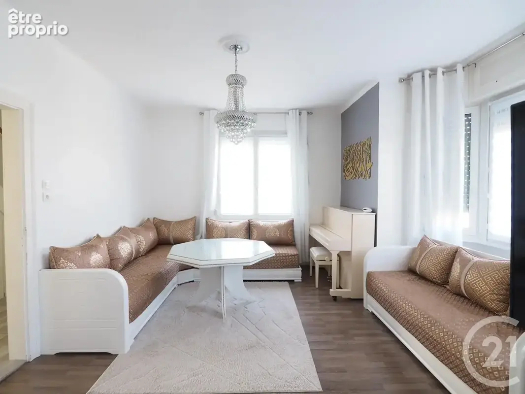 Maison 6 pièces 139 m² à vendre à Eckbolsheim (67201) - photo 4