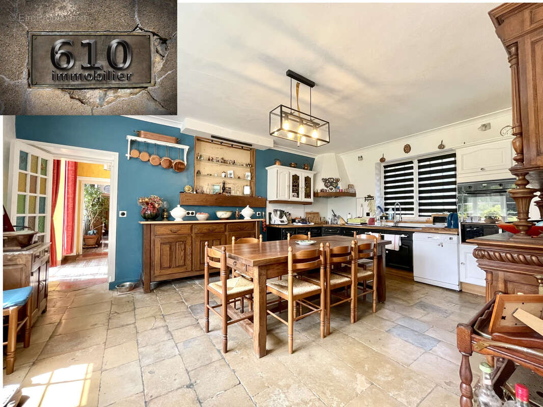 Maison à SAINT-PIERRE-DU-MONT