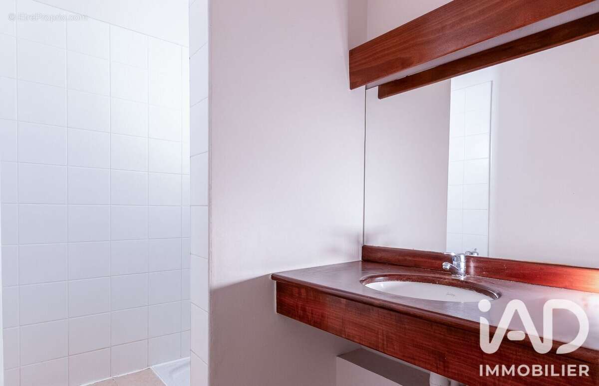 Appartement 46 m² à Saint-Denis  - photo 7