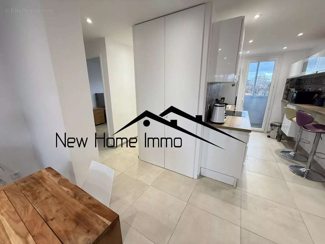 Appartement à MARSEILLE-8E