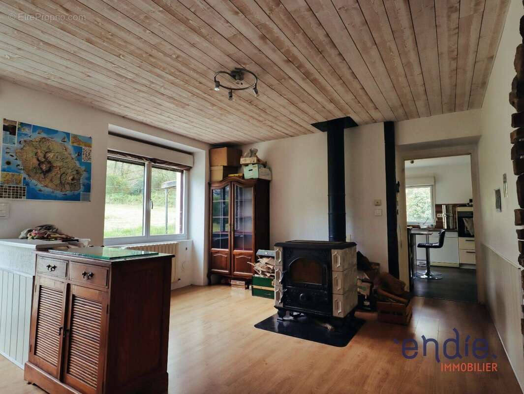 Maison familiale avec jardin et dépendances  Proche Melrand - photo 5