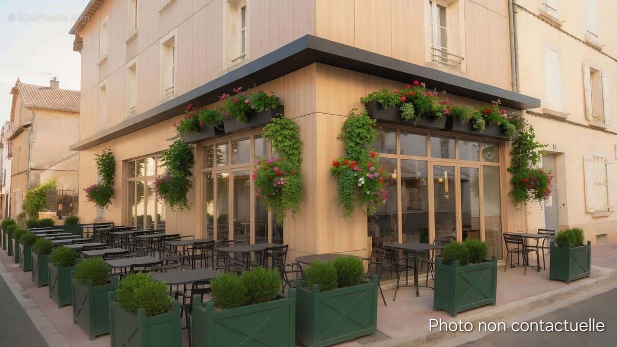 Lancez vous...Restaurant  Tours (37) CA> 550 K€   Rentable   Forte progression-Equipe ne place - photo 2