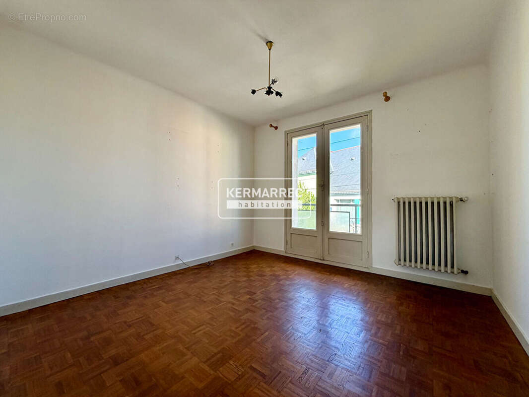 SAINT-NAZAIRE - Maison - 3 chambres - photo 5