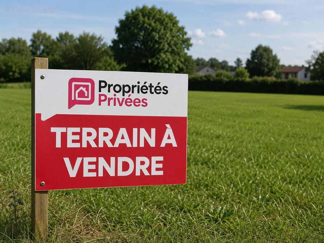 Terrain à MENONVAL
