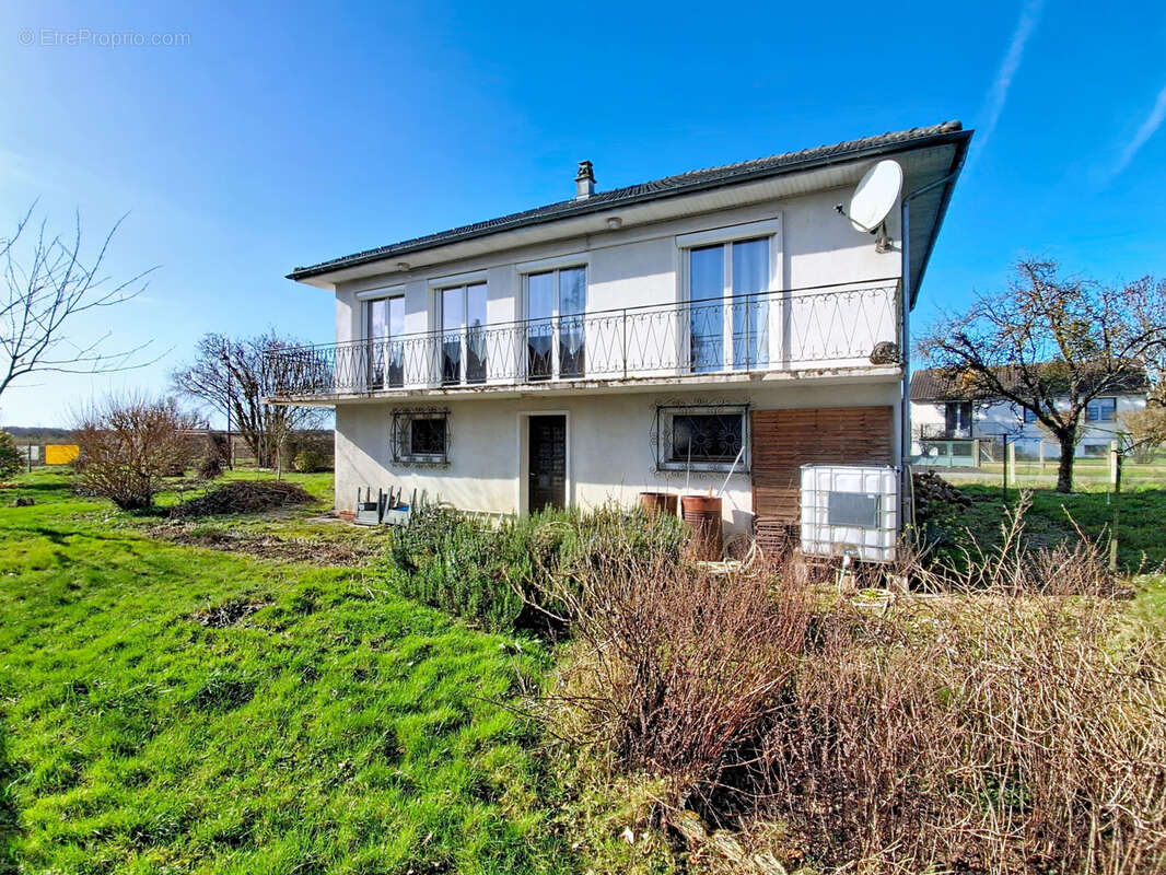 Maison à TOURNY