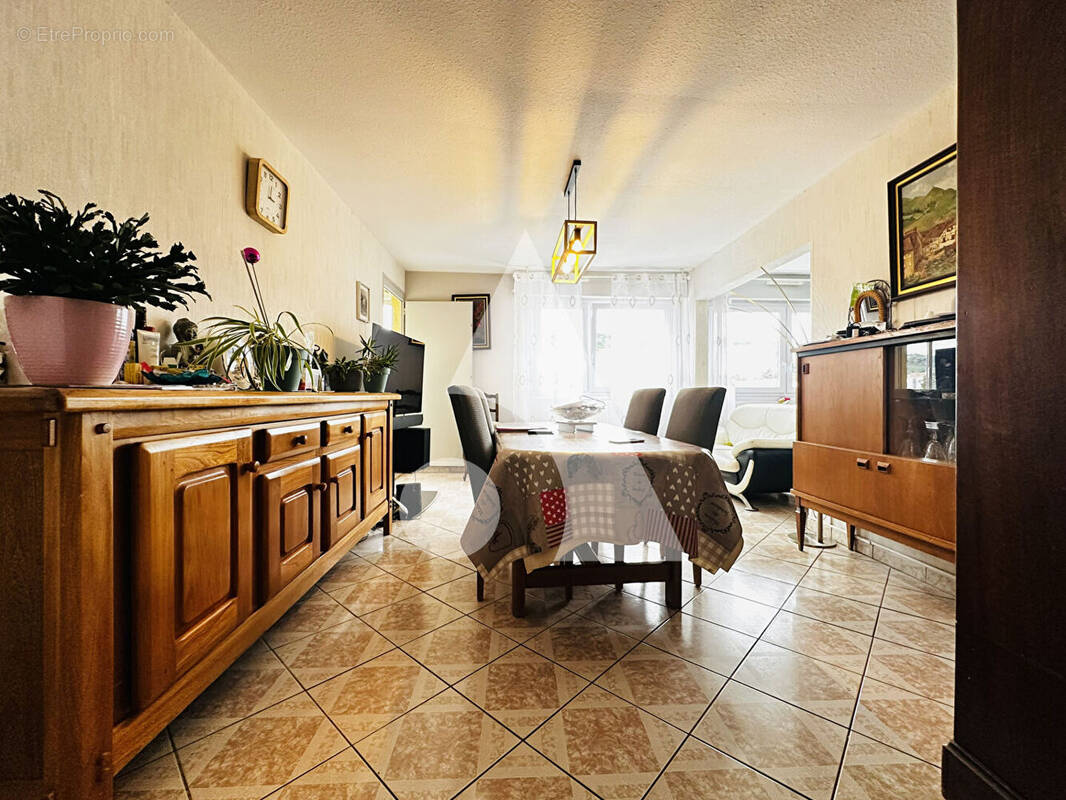 Appartement à CHAMPIGNEULLES