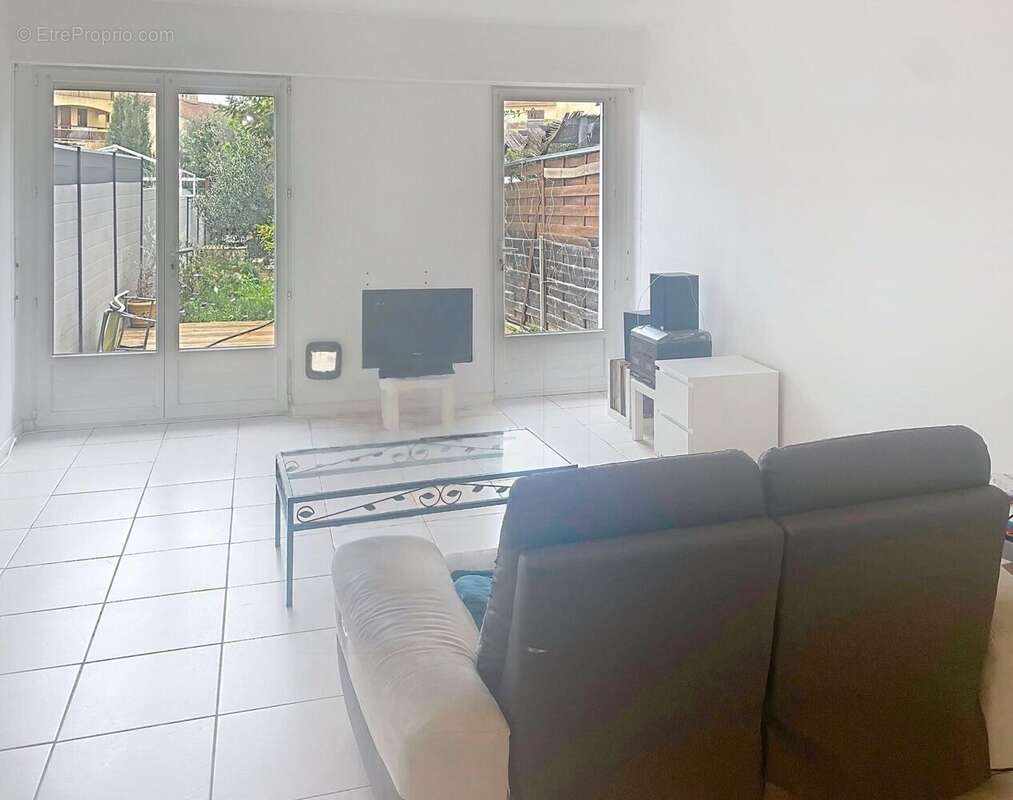 Photo 2 - Maison à HYERES