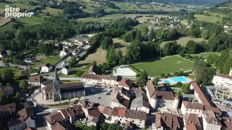 Terrain 710 m² à vendre à Saint-Geoire-En-Valdaine (38620) - photo 1
