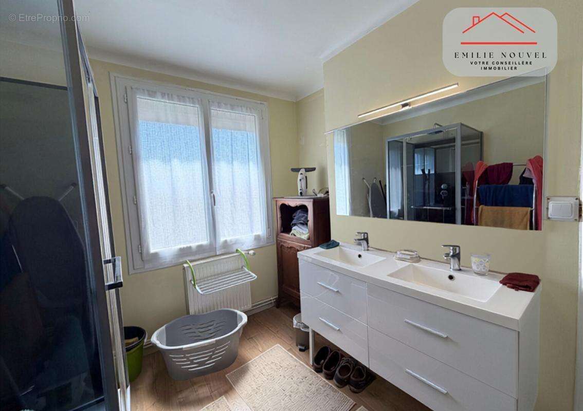 À Pleumeur-Gautier, une maison pratique pour votre quotidien - photo 8