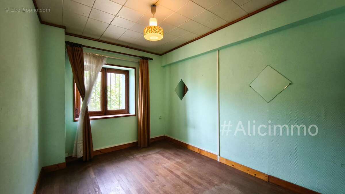 Maison à VILLENAUXE-LA-GRANDE