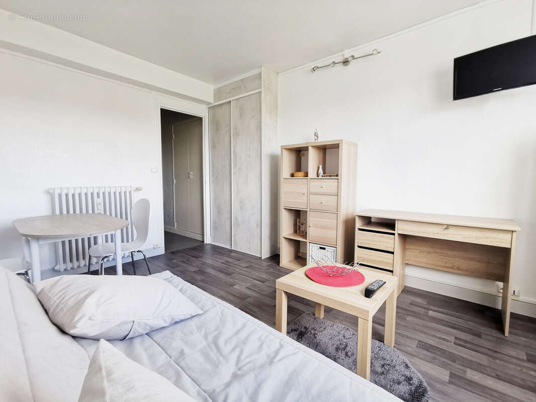 Appartement à BREVIANDES