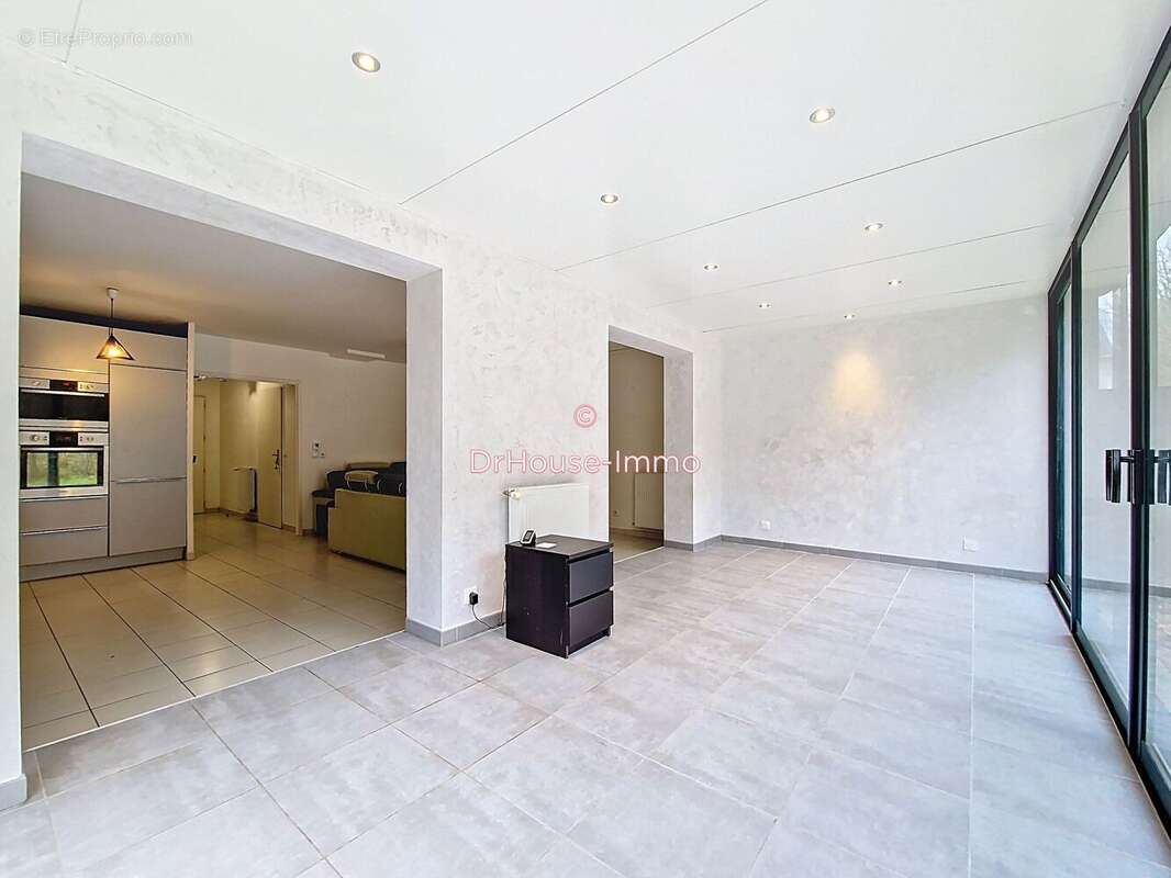 Maison 114 m² à Ferrieres-En-Brie  - photo 20