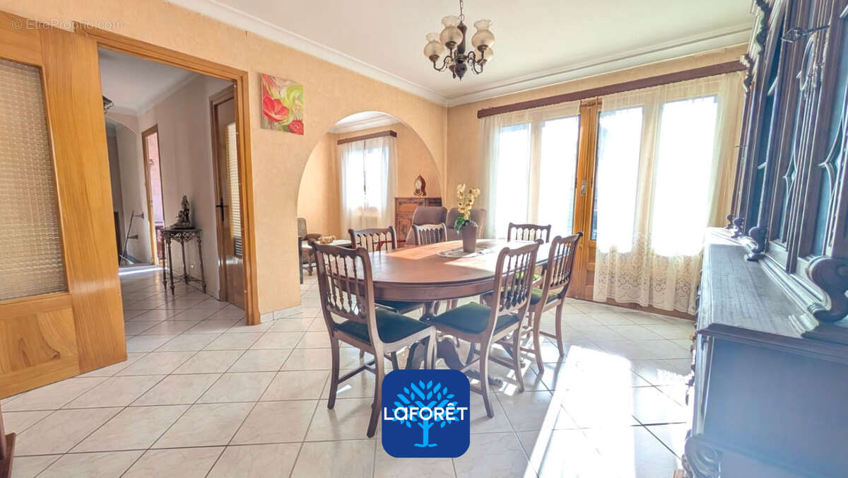 Maison à SAINT-PRIEST