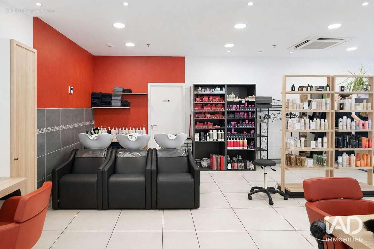 Photo 6 - Commerce à HOUTAUD