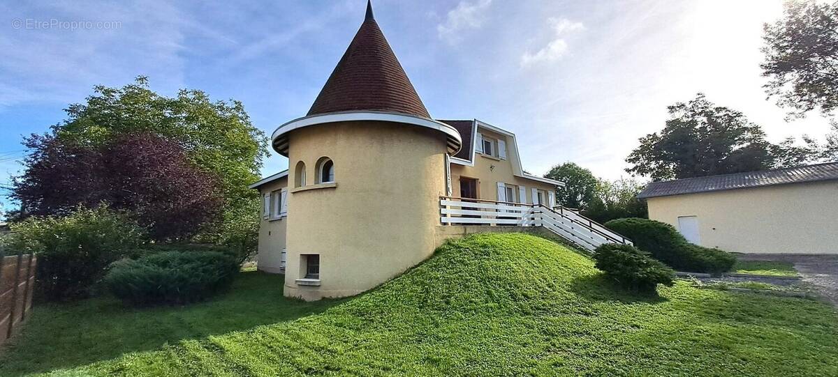 Maison à BILLOM