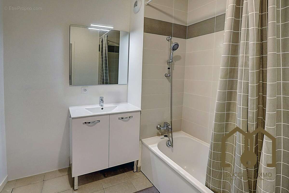 Appartement à VENISSIEUX