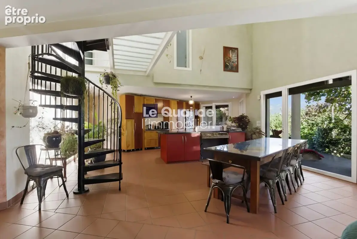 Maison 5 pièces 167 m² à vendre à Crolles (38920) - photo 7