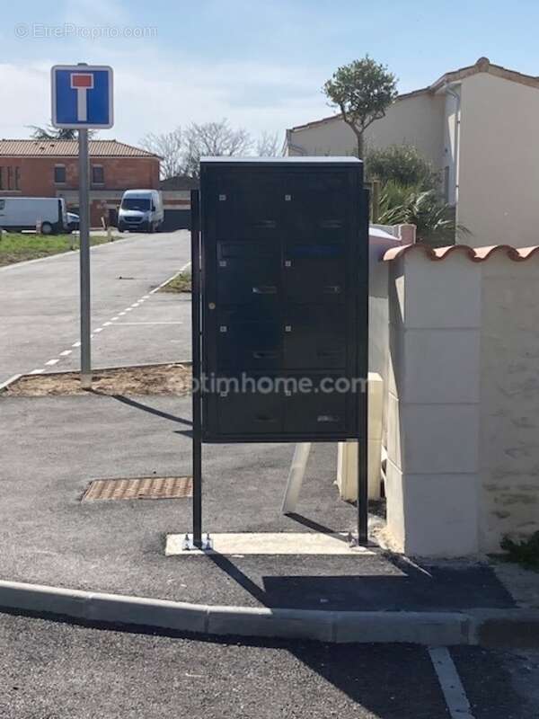 Terrain à CHATEAUBERNARD