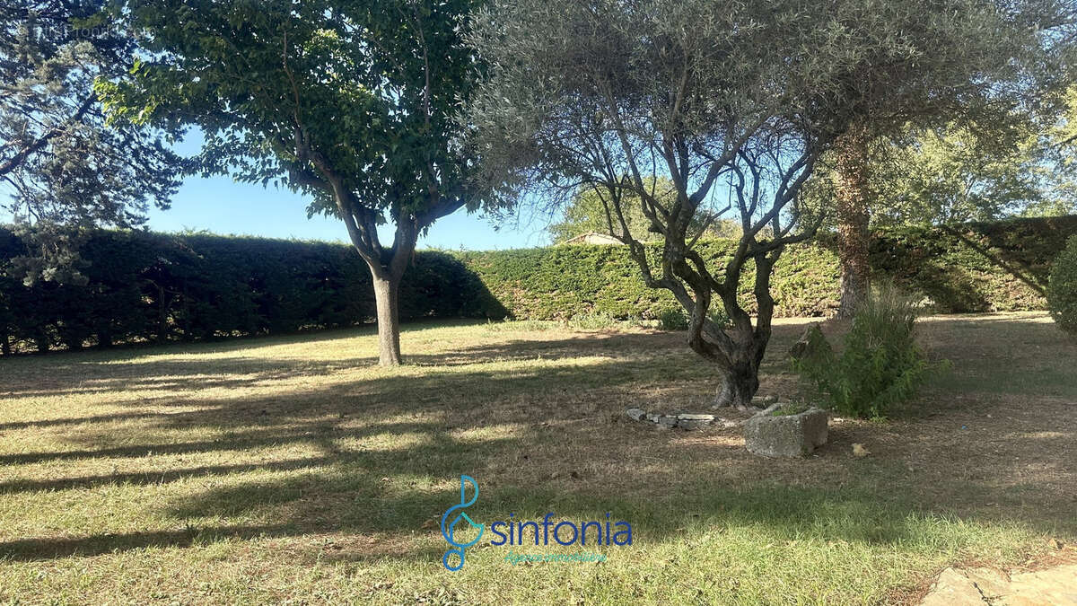 Maison à SAINT-LAURENT-LA-VERNEDE