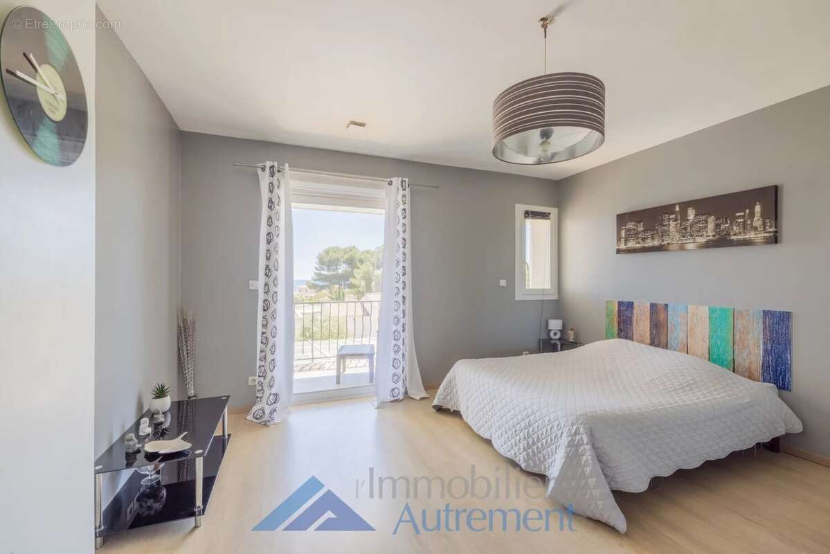 Maison à CARRY-LE-ROUET