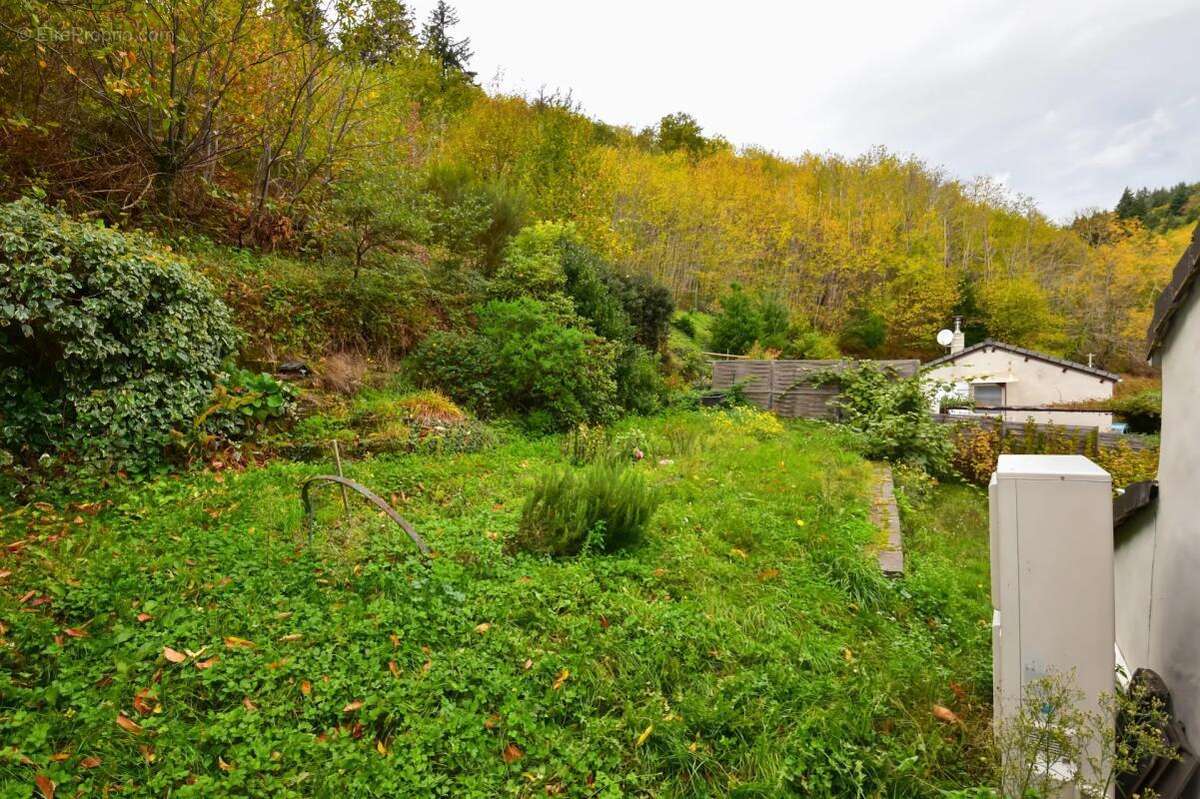 Maison à CUXAC-CABARDES