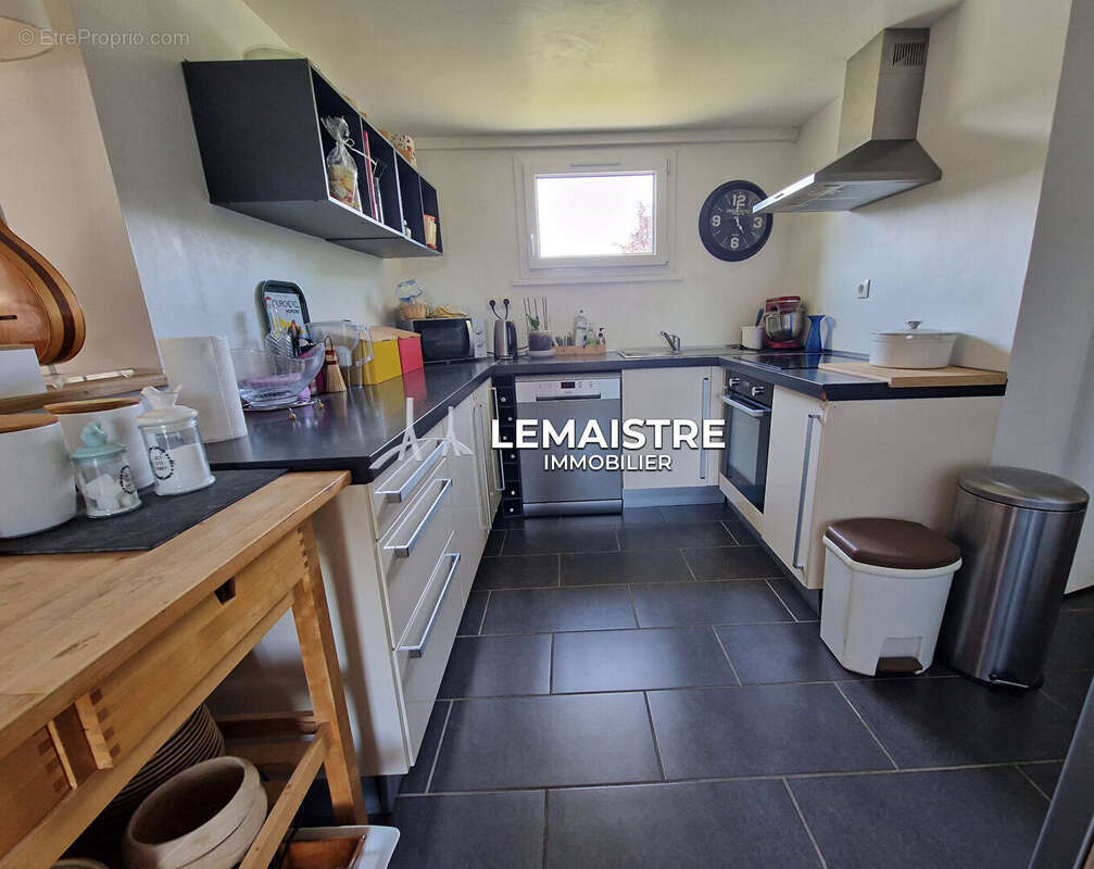 Maison à LES TROIS-PIERRES