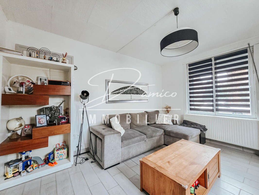 Maison 83 m² à Lieu-Saint-Amand  - photo 3