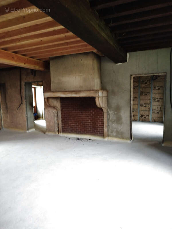 Maison à SAINT-ETIENNE-SUR-REYSSOUZE