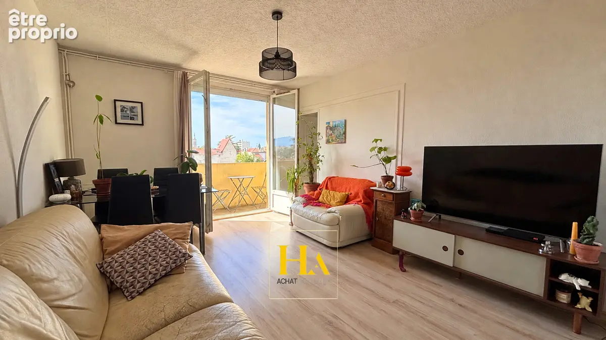 Appartement T4 dernier étage vue dégagée - photo 4