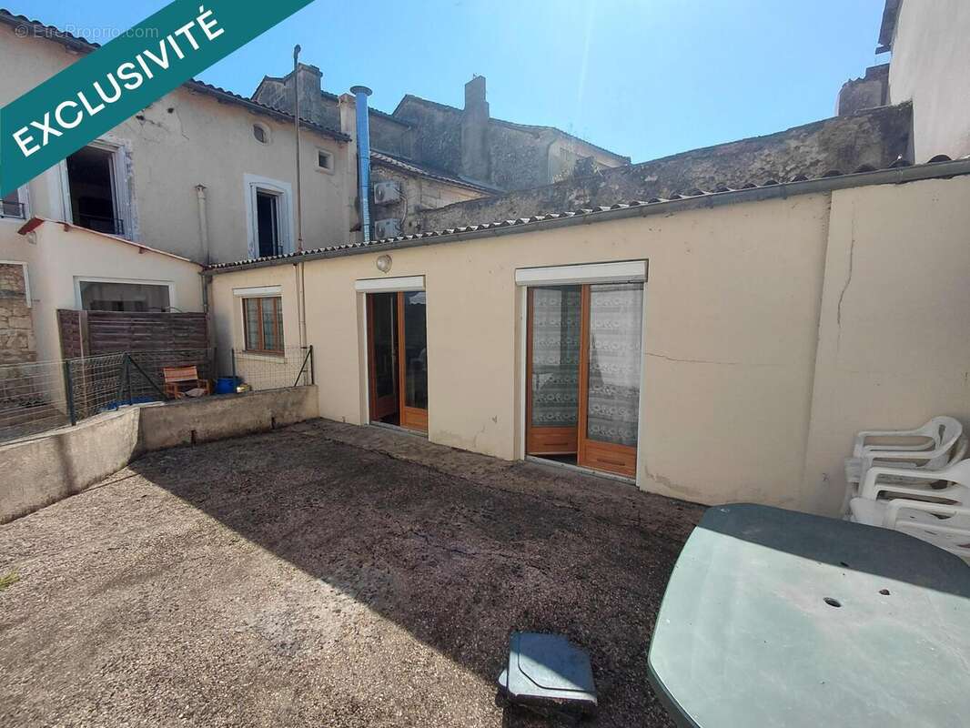 Appartement 335 m² à Mareuil  - photo 3