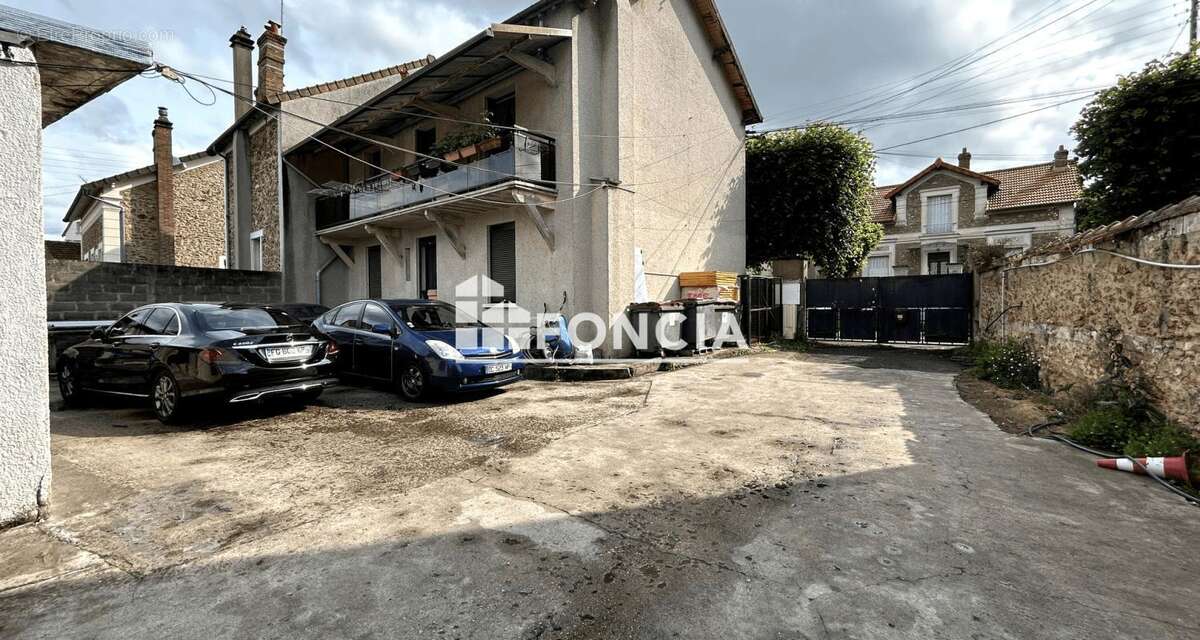 Appartement à CORBEIL-ESSONNES