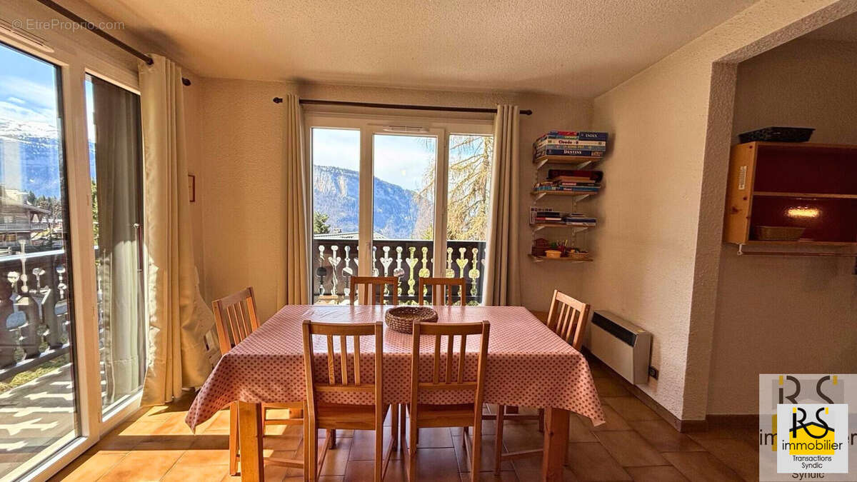 Appartement à ARACHES-LA-FRASSE