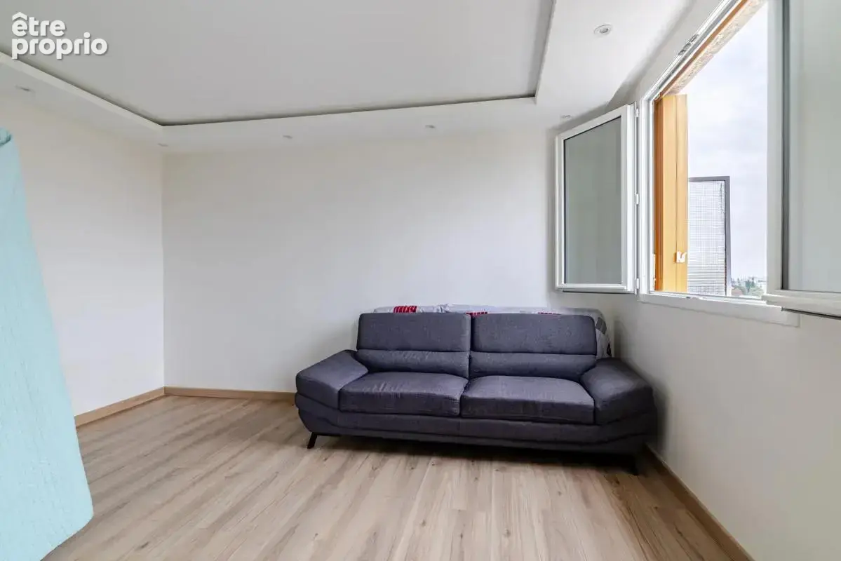 Appartement de 4 pièces de 77 m² à Deuil-la-Barre - photo 4