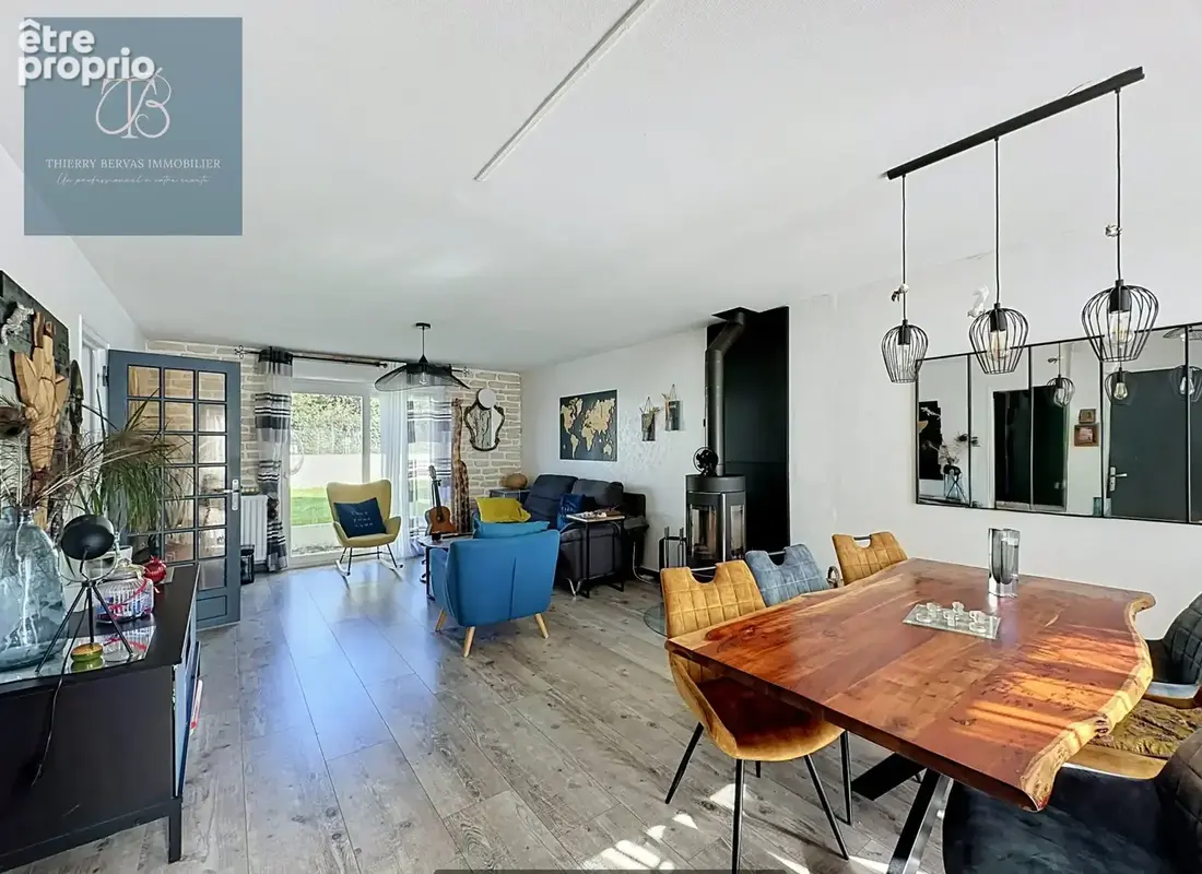 Maison familiale avec jardin et garage - photo 3