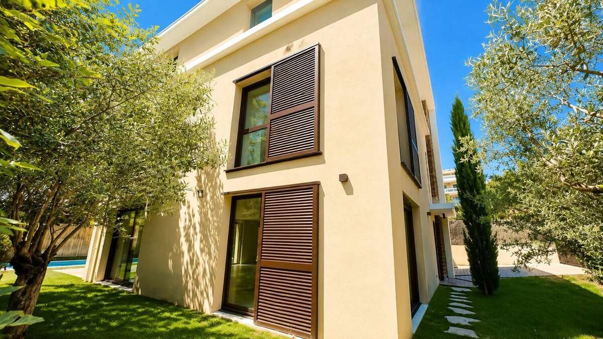 Maison à AIX-EN-PROVENCE