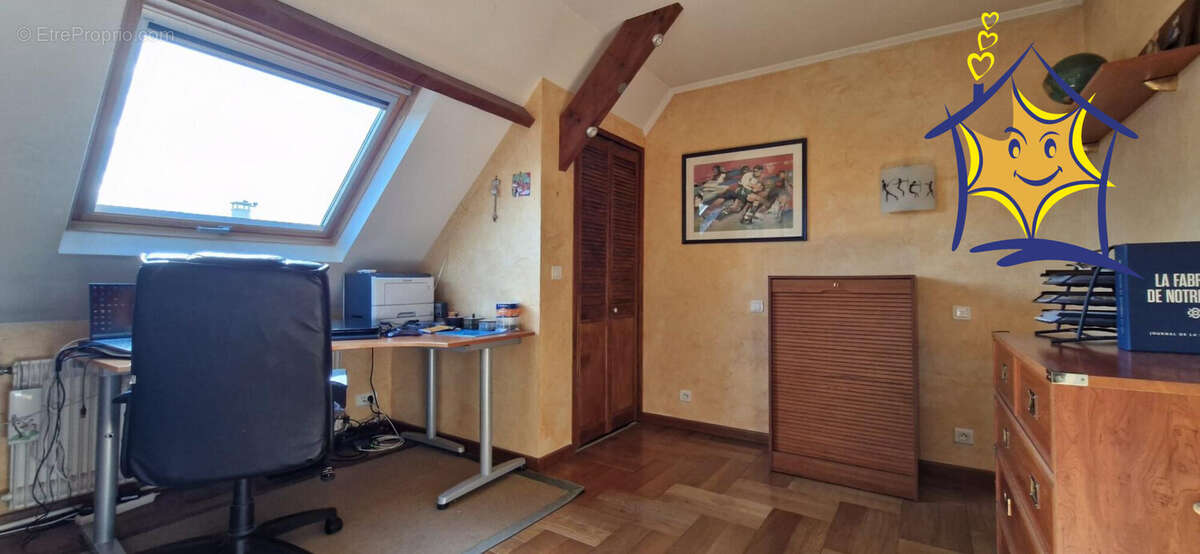 Maison 145 m² à Viry-Chatillon  - photo 9