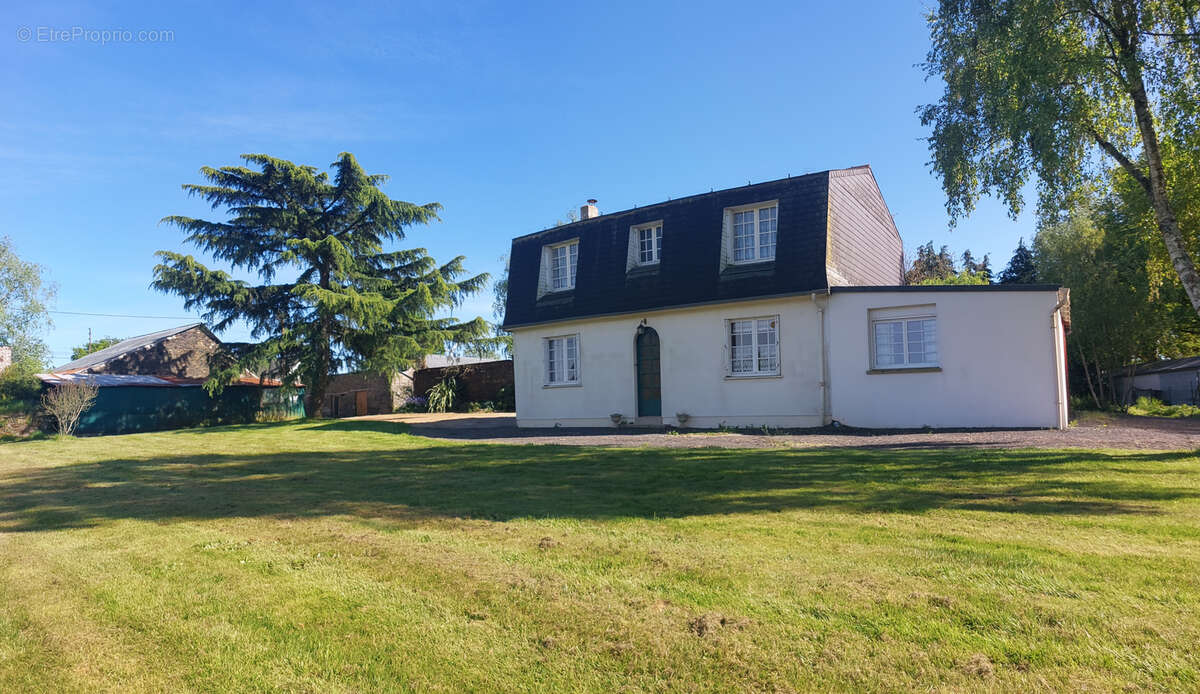 Maison à SAINT-VINCENT-DES-LANDES